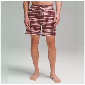 Lululemon Men's Pool Short 7" Athletic Shorts Lined Stretch Size L Swim‎ Gym
